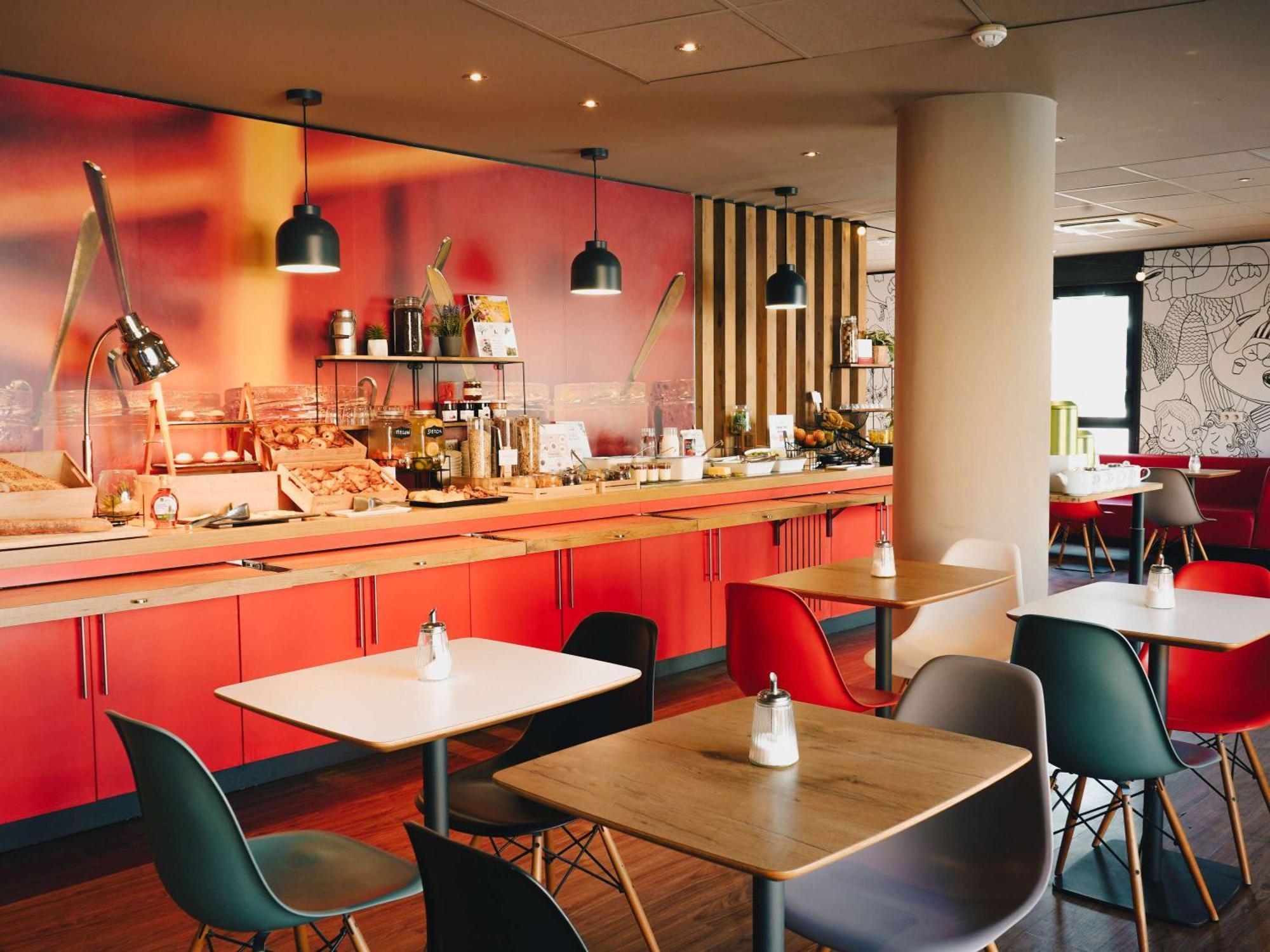 Ibis Annecy Centre Vieille Ville Kültér fotó